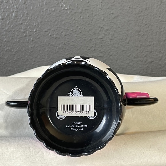 Disney Minnie Mouse Cuppie - Picture 1 of 2